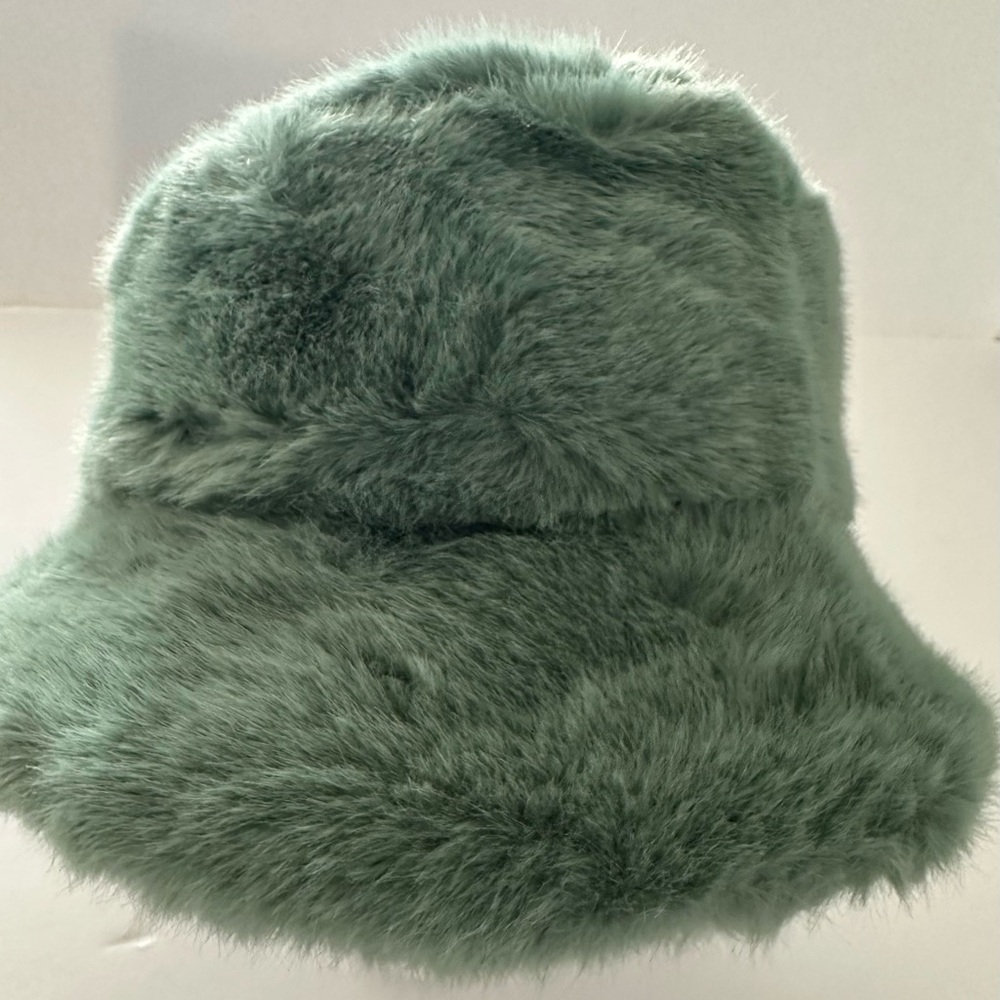 Elegant Olive Green Faux Fur Women's Bucket Hat